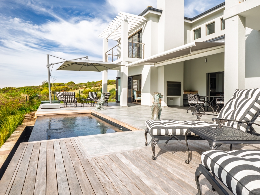 4 Bedroom Property for Sale in Pezula Golf Estate Western Cape